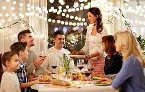 image_happy-family-having-dinner-par Dinner in Lorraine Lakes