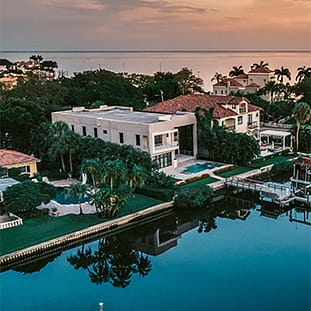 sarasota-waterfront-character sarasota waterfront home